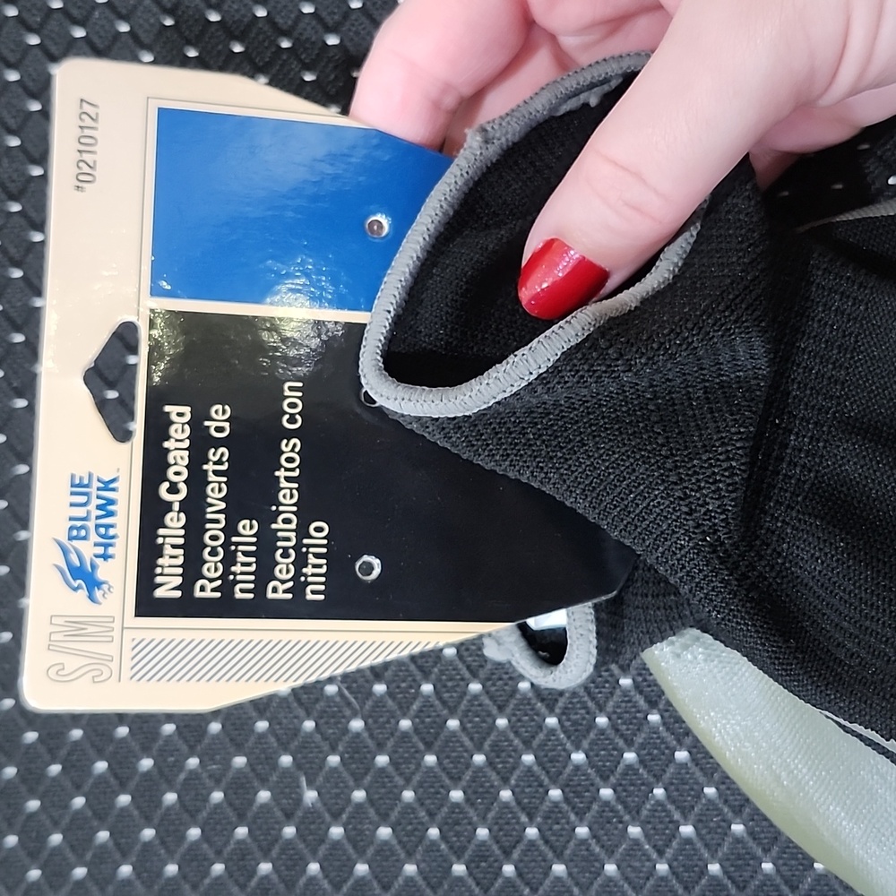 BLUE HAWK NITRILE-COATED WORK GLOVES - Picture 2 of 4